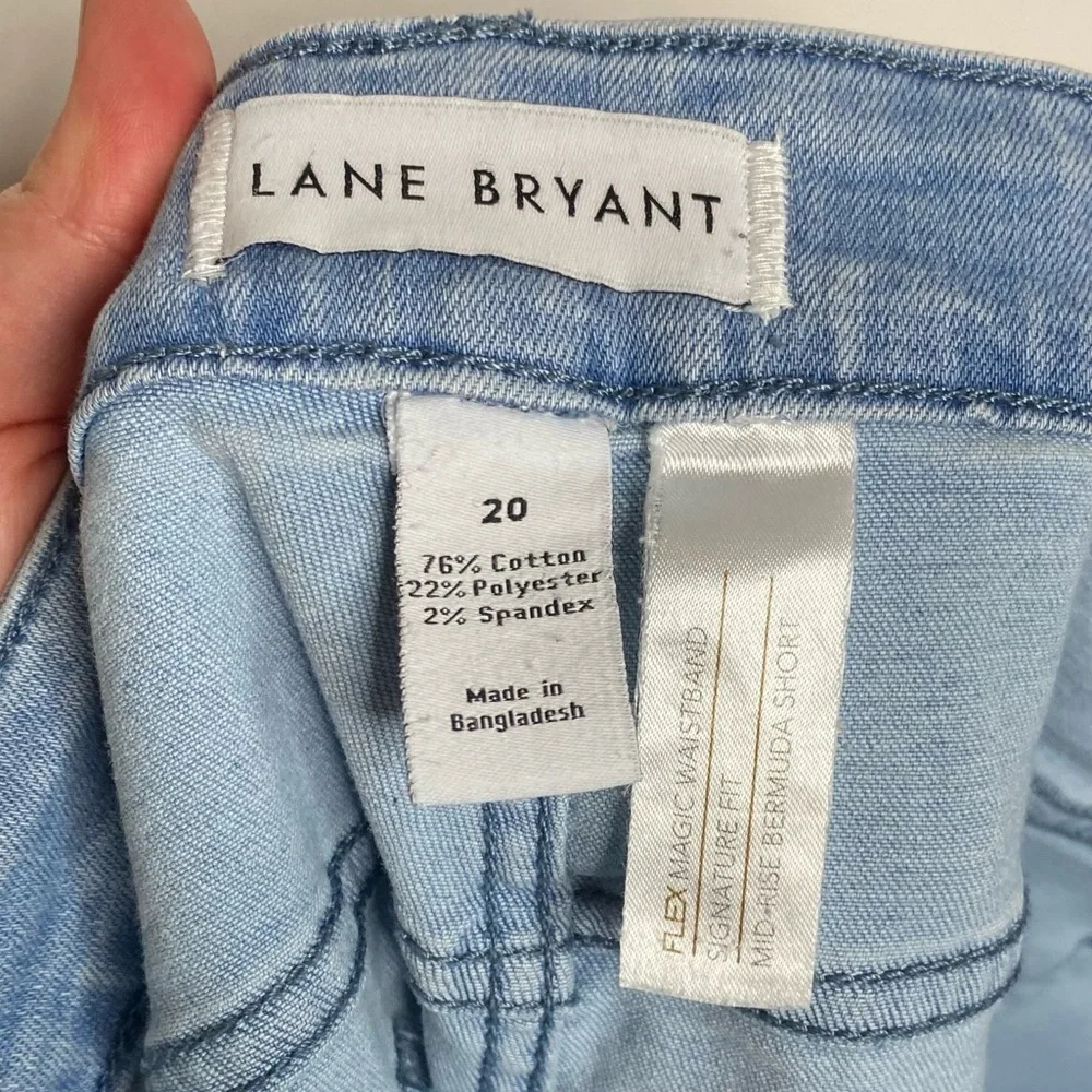 Lane Bryant Signature Fit Flex Magic Waistband Bermuda Short 20 Light Denim